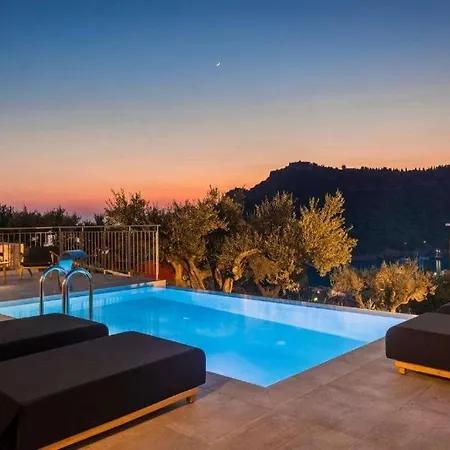 Villa Virida By Vintage Travel Asos